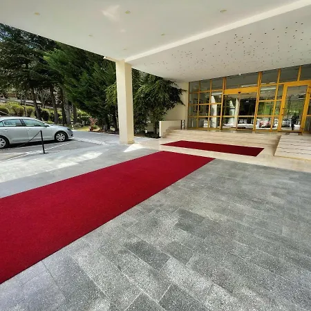 Bellevue - Metropol Hotel Łagadin